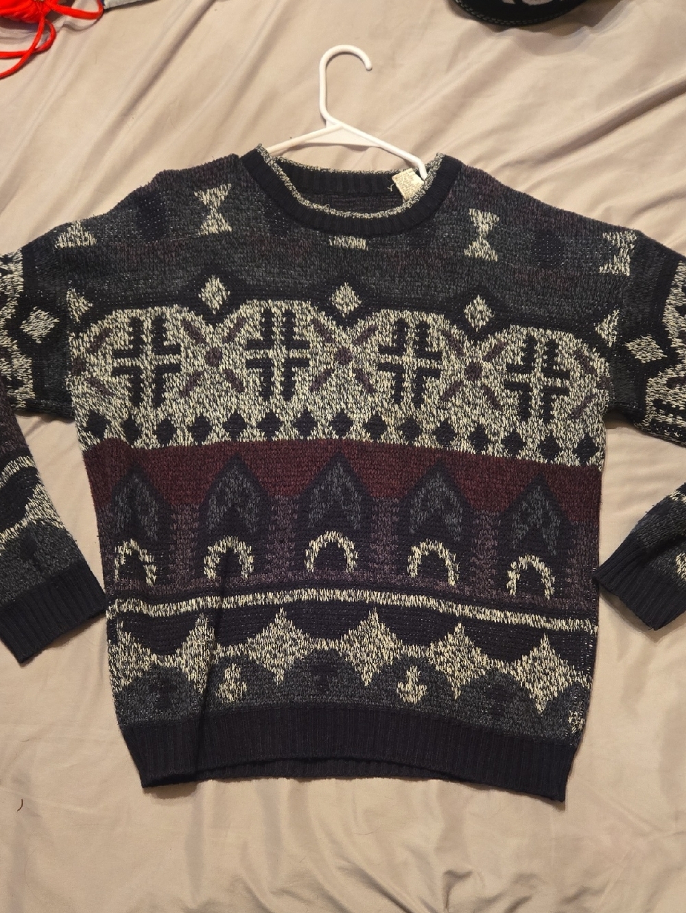 Vintage Men's Crewneck Sweater - Navy, Burgundy, Cream